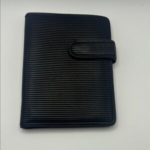 SWING Black Textured Magnetic closure Passport Travel Wallet
